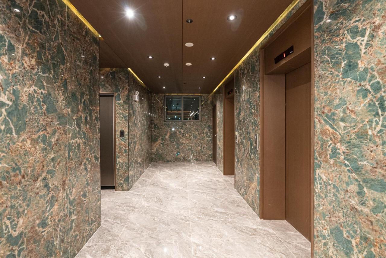 L&L Central Hotel Jeju Exterior photo